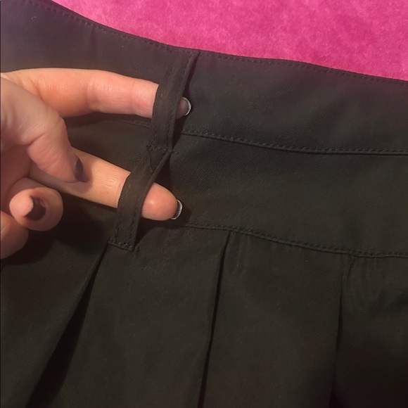 Black Pleated Mini Skirt - Picture 2 of 6